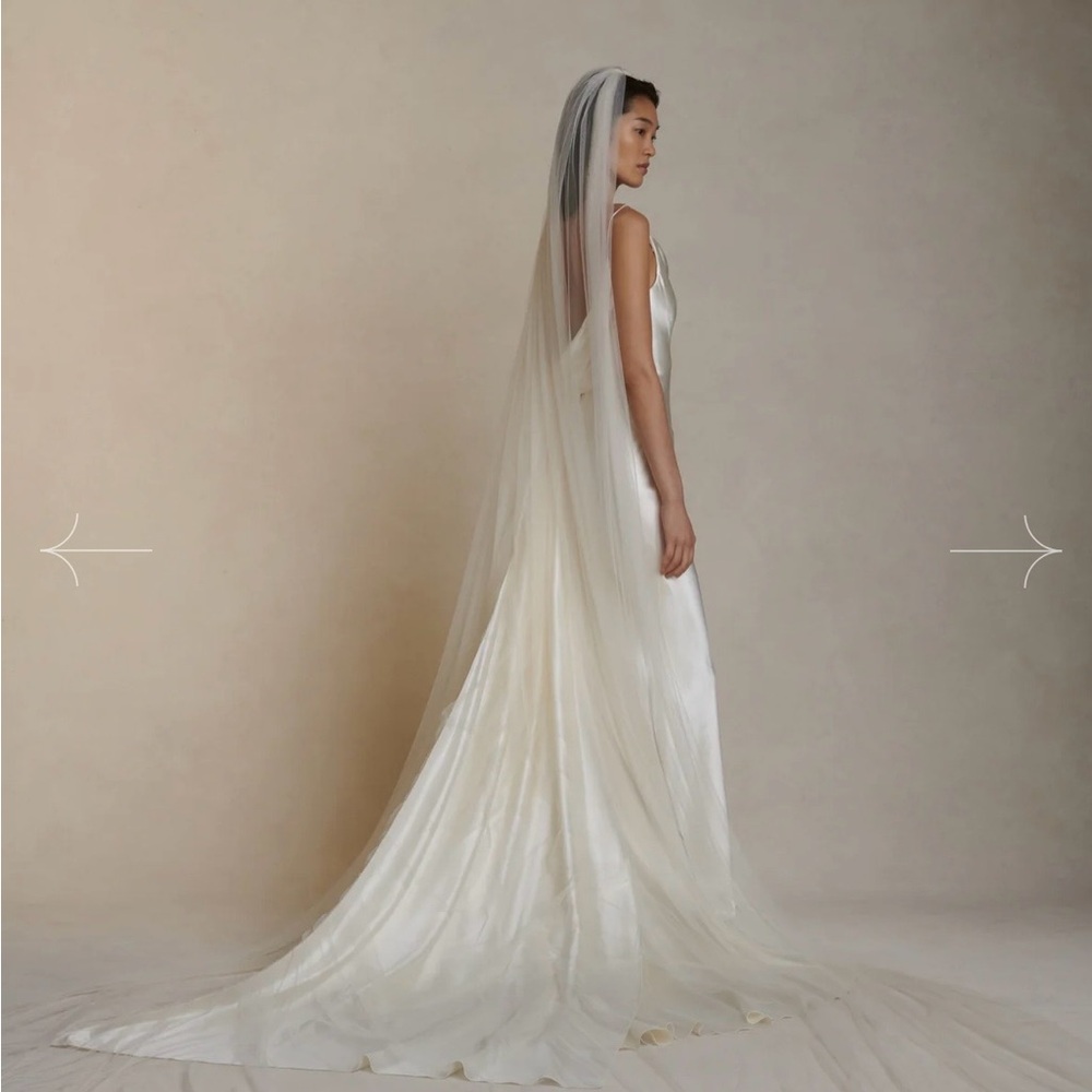 Danielle Frankel Simple Veil Chapel